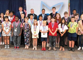 District Hosts Take Stock in Children STARS Ceremony Okaloosa Public Schools Foundation Take Stock in Children Students