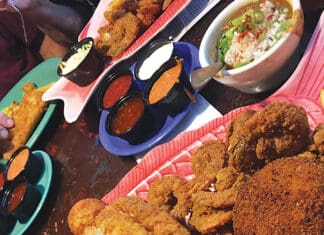 Local Dining, Drinks, Coffee & Entertainment Sept. 2023 Fudpuckers food