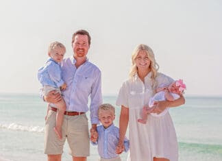 Meet Our Local Wellness Pro: Dr. Jake Hawkins! Jake Hawkins Family Pic