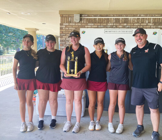 Golf Niceville High-runner up team with coach