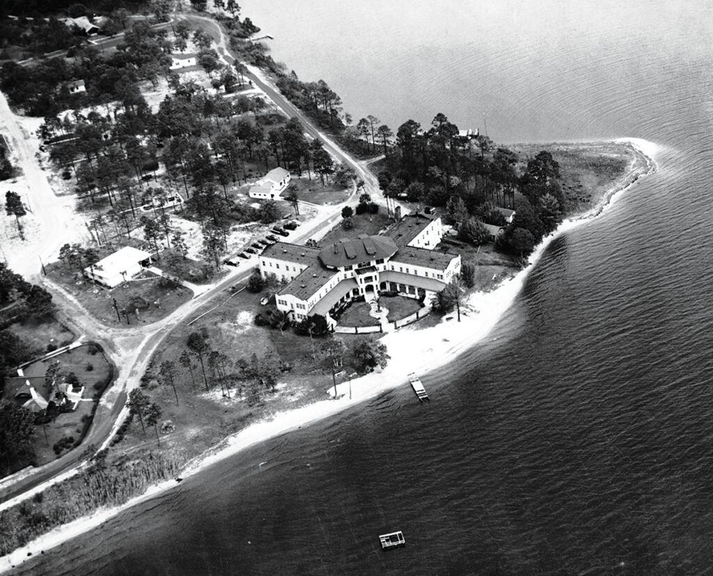 Valparaiso Country Club and The Valparaiso Inn