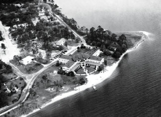 Valparaiso Country Club and The Valparaiso Inn