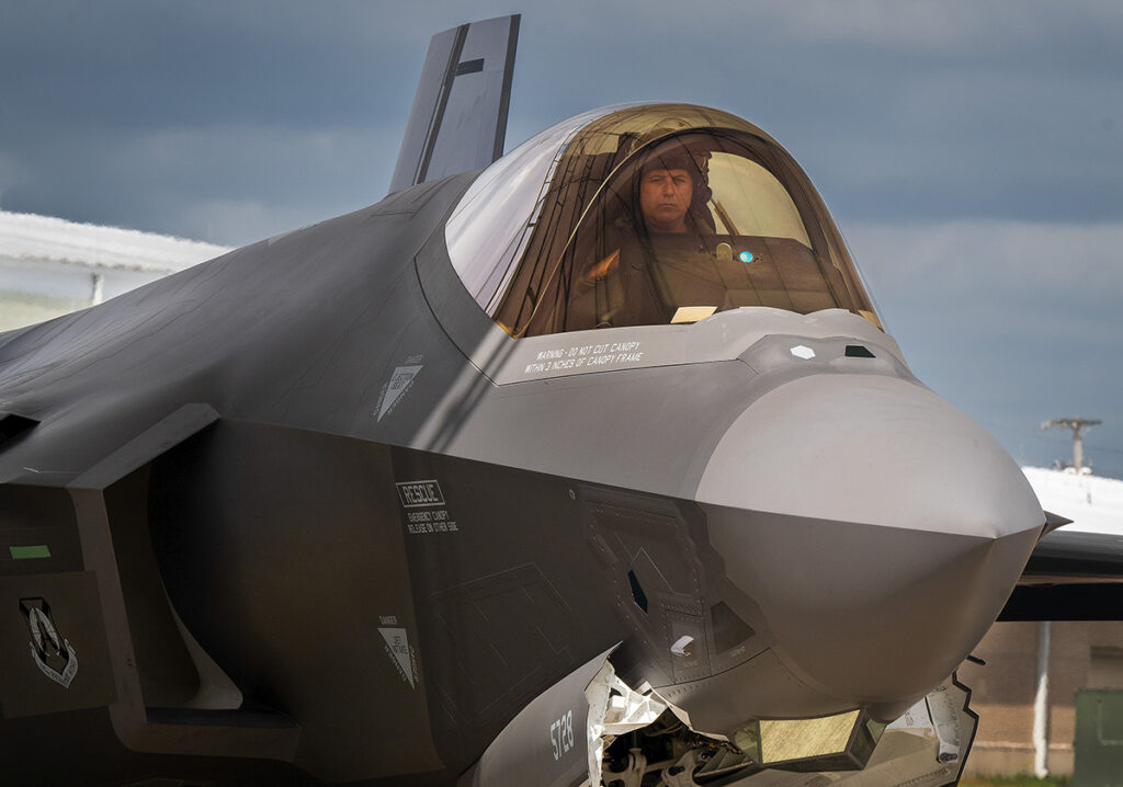 Reserve, ANG Lightning arrive at Eglin AFB