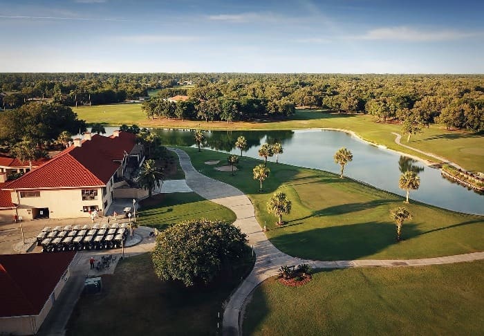 birseye clubhouse and pond